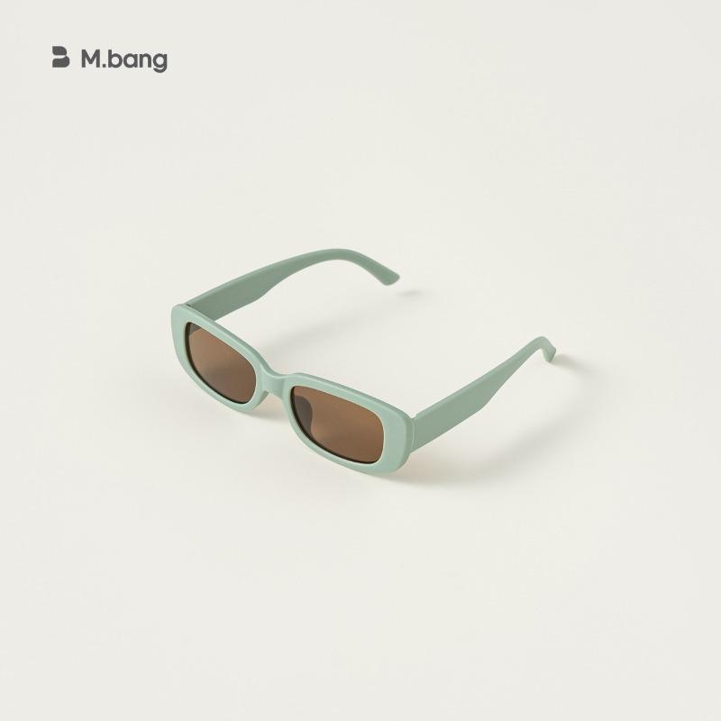 

Bangxuan children s clothing children s glasses new sunglasses trendy men s and women s treasures European and American small square sunglasses one size fits all (recommended for 2-8 years old)