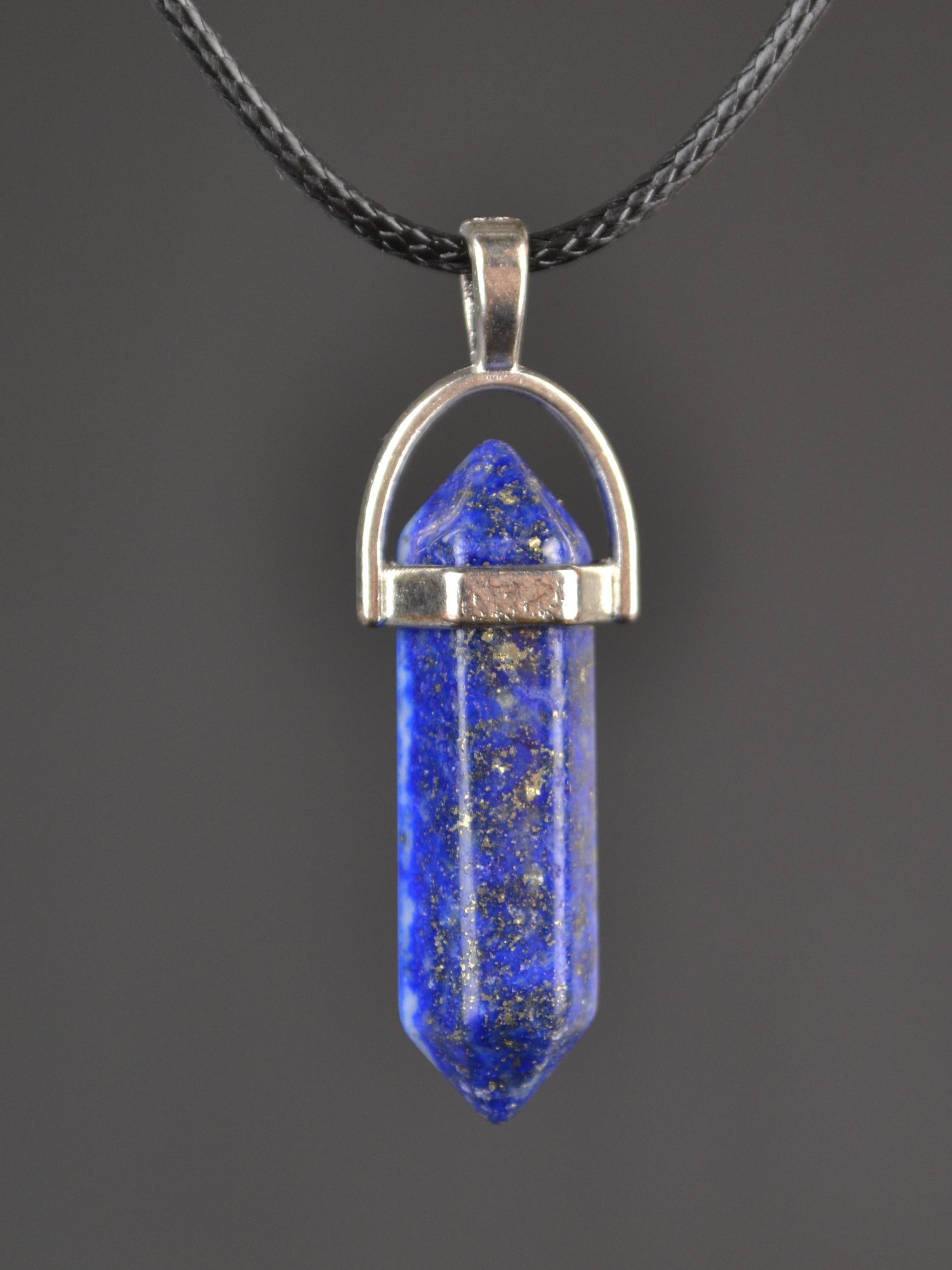 

Геометрическое ожерелье с подвеской из больших и маленьких квадратов One Size