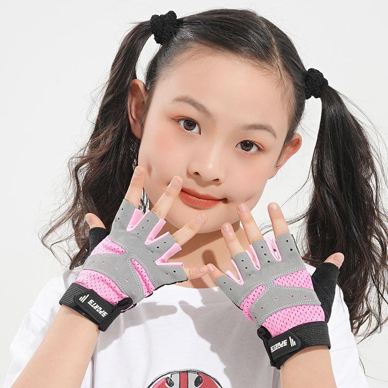 

Children s thin half-finger boys and girls pulley balance car non-slip horizontal bar protective baseball riding sports fitness gloves S