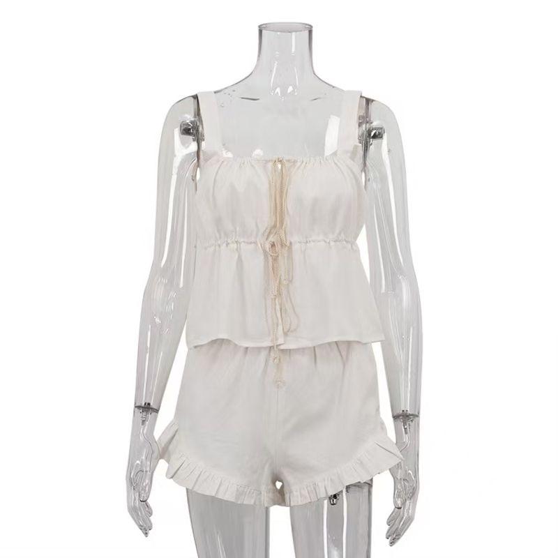 

Fashion Style Summer Square Collar Camisole Ruffles Shorts Suit Tank Top and Shorts Set White L