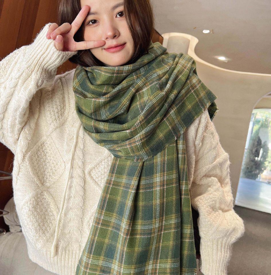 Korean Winter Green Plaid Scarf - Women's High-End Warm Shawl & Neck Warmer in Imitation Cashmere