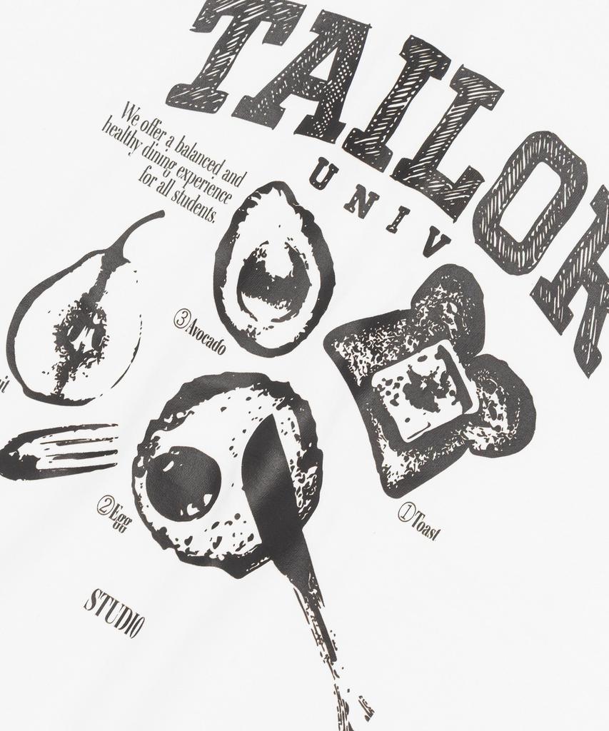TAILOR STUDIO Taylor Univ Graphic T-Shirt (White)