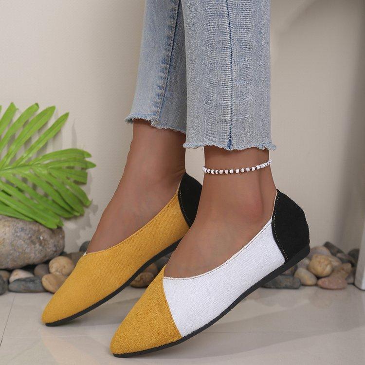 Women's Solid Color Large Size Slip-on Pointed Toe Color Matching Flat Bottom Shallow Mouth Comfortable Casual Shoes