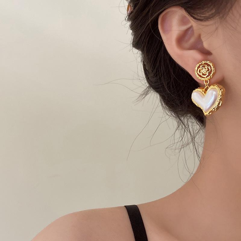 Flower Simulation Pearl Heart Drop Earrings Hollow Out Retro Women Wedding Jewelry Accessories