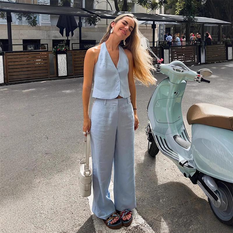 

Повседневный комплект из жилета и брюк для женщин, укороченный топ со шнуровкой на пуговицах и открытой спиной, широкие брюки со складками, весна-лето 2025, свободные комплекты из 2 предметов L синий