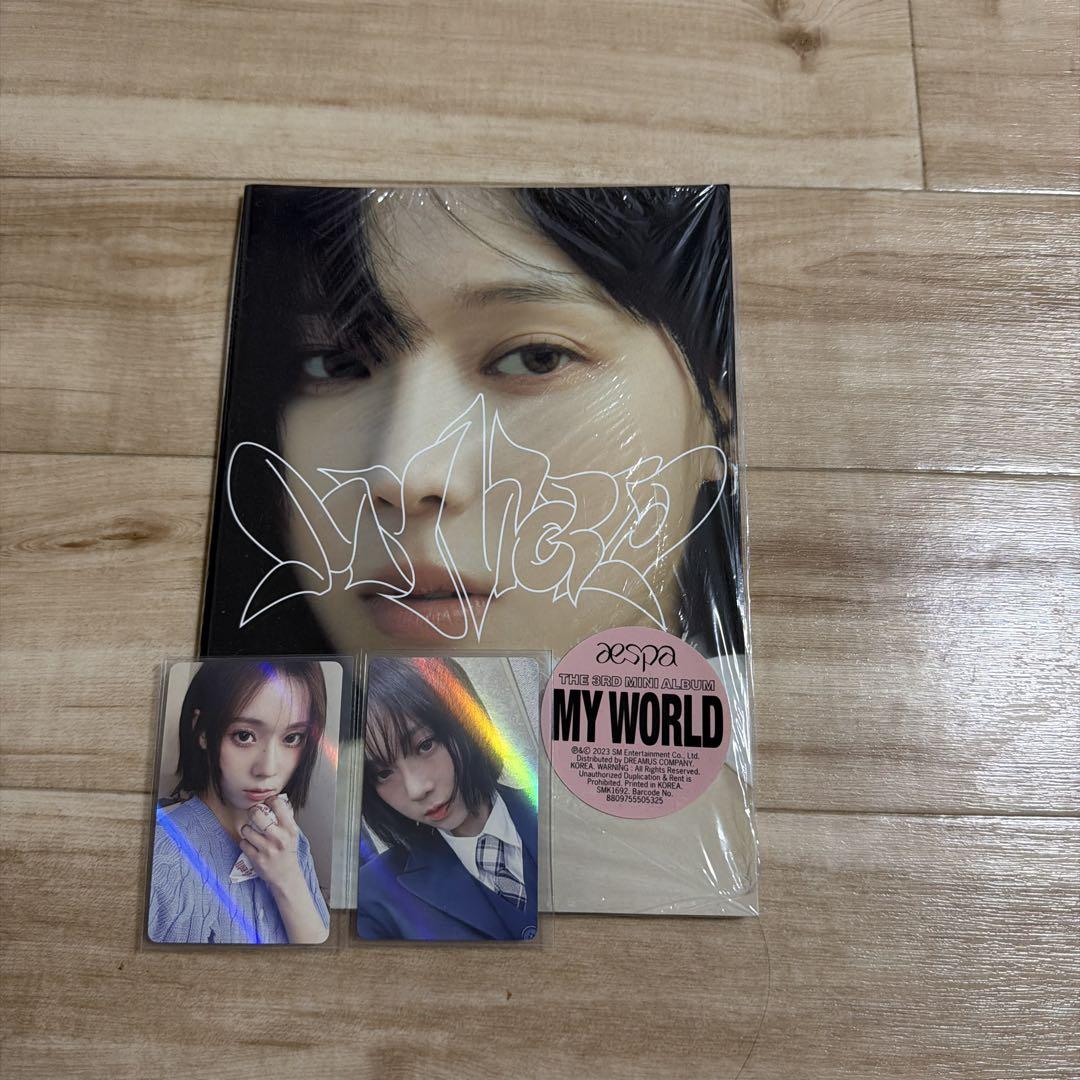 

[USED] aespa MY WORLD with 2 photo cards