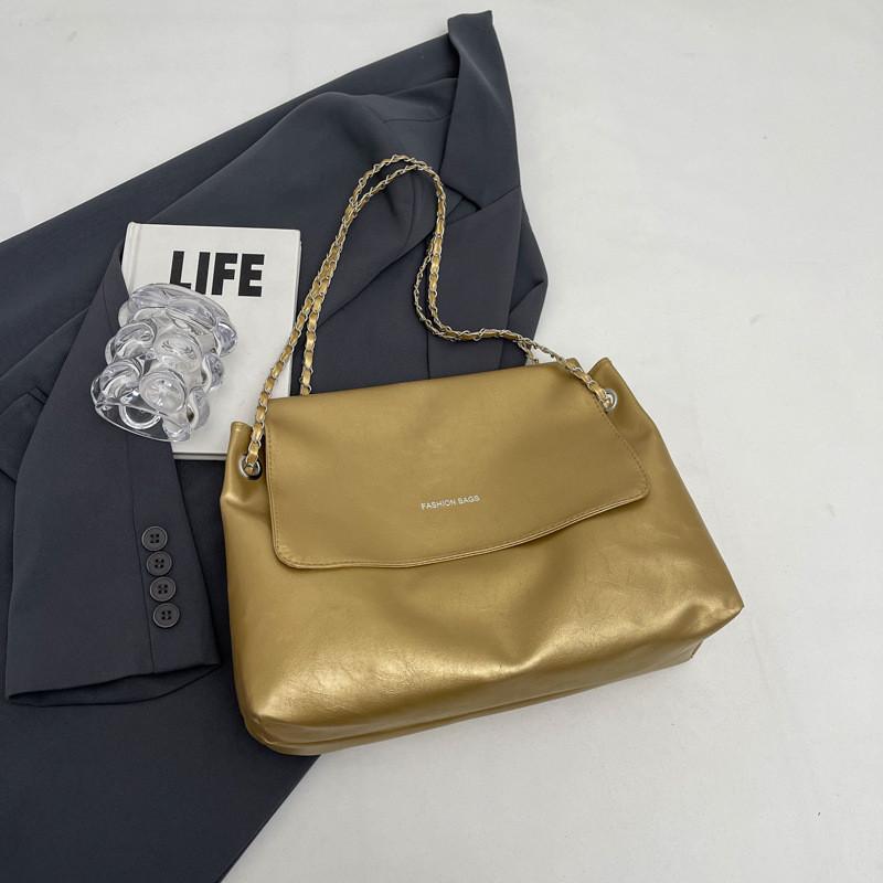 Chic Retro Large Capacity Tote Bag For Women 2024 Fashionable Casual Stylish Daily Shoulder Bag