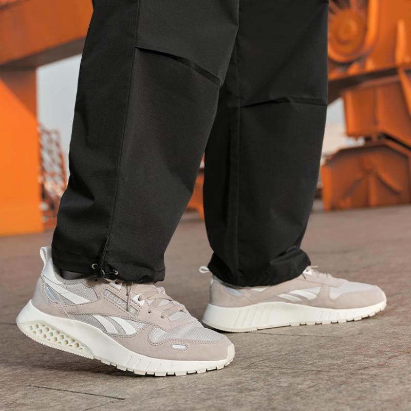 Reebok Classic Leather Hexalite 'Ash' Sneakers 100074409