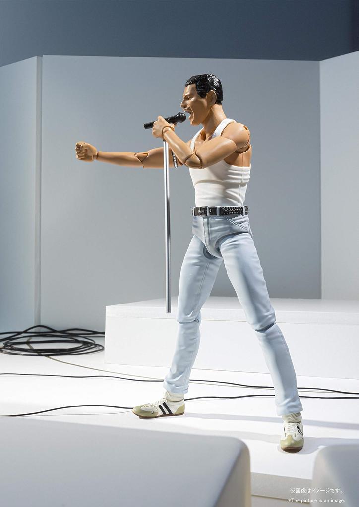 TAMASHII NATIONS Freddie Mercury Live Aid דמות מטלטלת צבועה 150 מ"מ SHFiguarts Ver. משוער. ABS&PVC