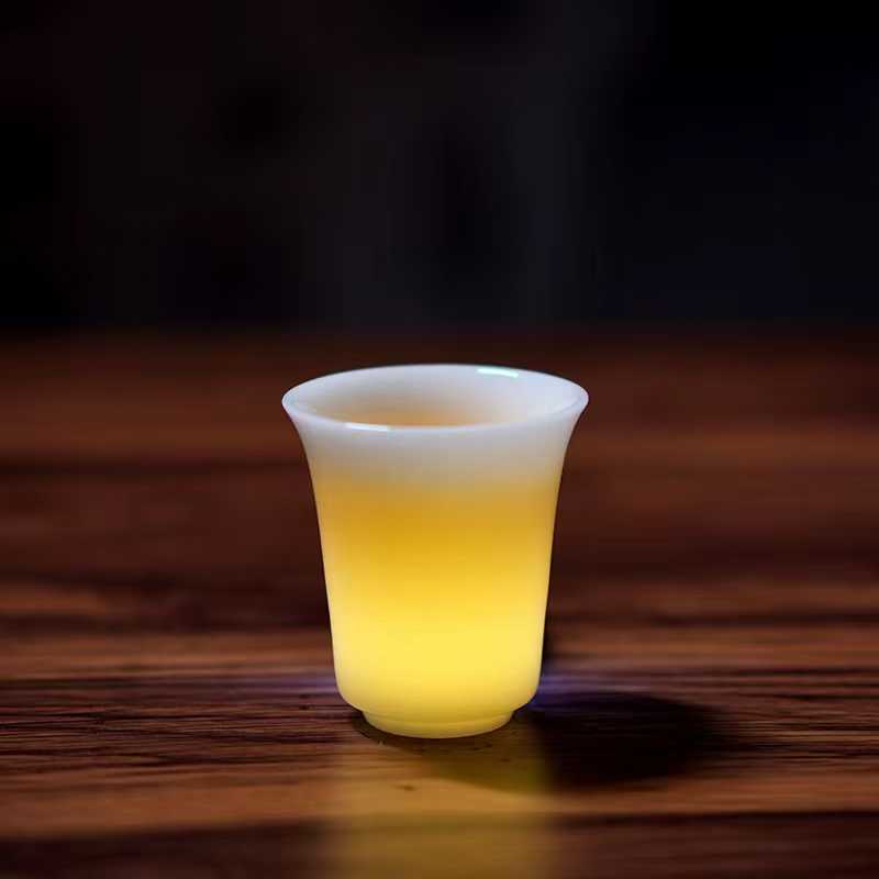 Light Luxury Kung Fu Teacup Small Cup Exquisite Jade Porcelain Ceramic Cup Tea Cup Source