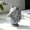 Decorazione Moderna Testa di Lupo Statuetta Stampata 3D, Statua Realistica con Base Rotonda Scultura Animale, Selvaggia per Casa Ufficio Libreria