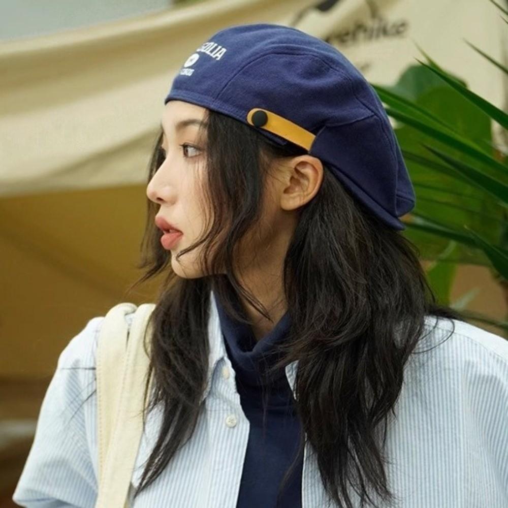 Adjustable Forward Hat Flat Newsboy Cap Fashion Painter Cap  Women