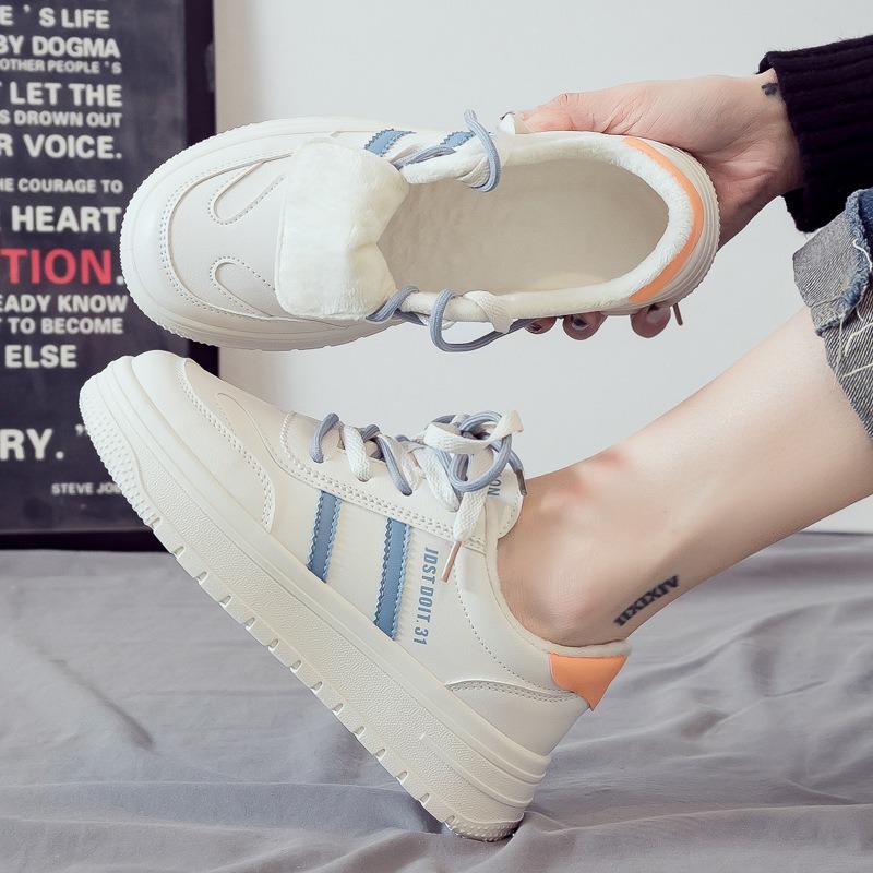 Velvet Little White Shoes Women's Autumn and Winter New Versatile Sports and Leisure Board Shoes Winter Cotton Shoes