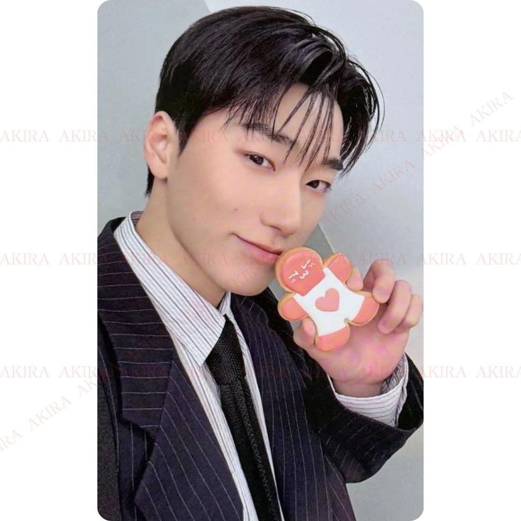 ATEEZ 2026 POZDROWIENIA SEZONOWE W ZESTAWIE Karta ze zdjęciem OFICJALNA