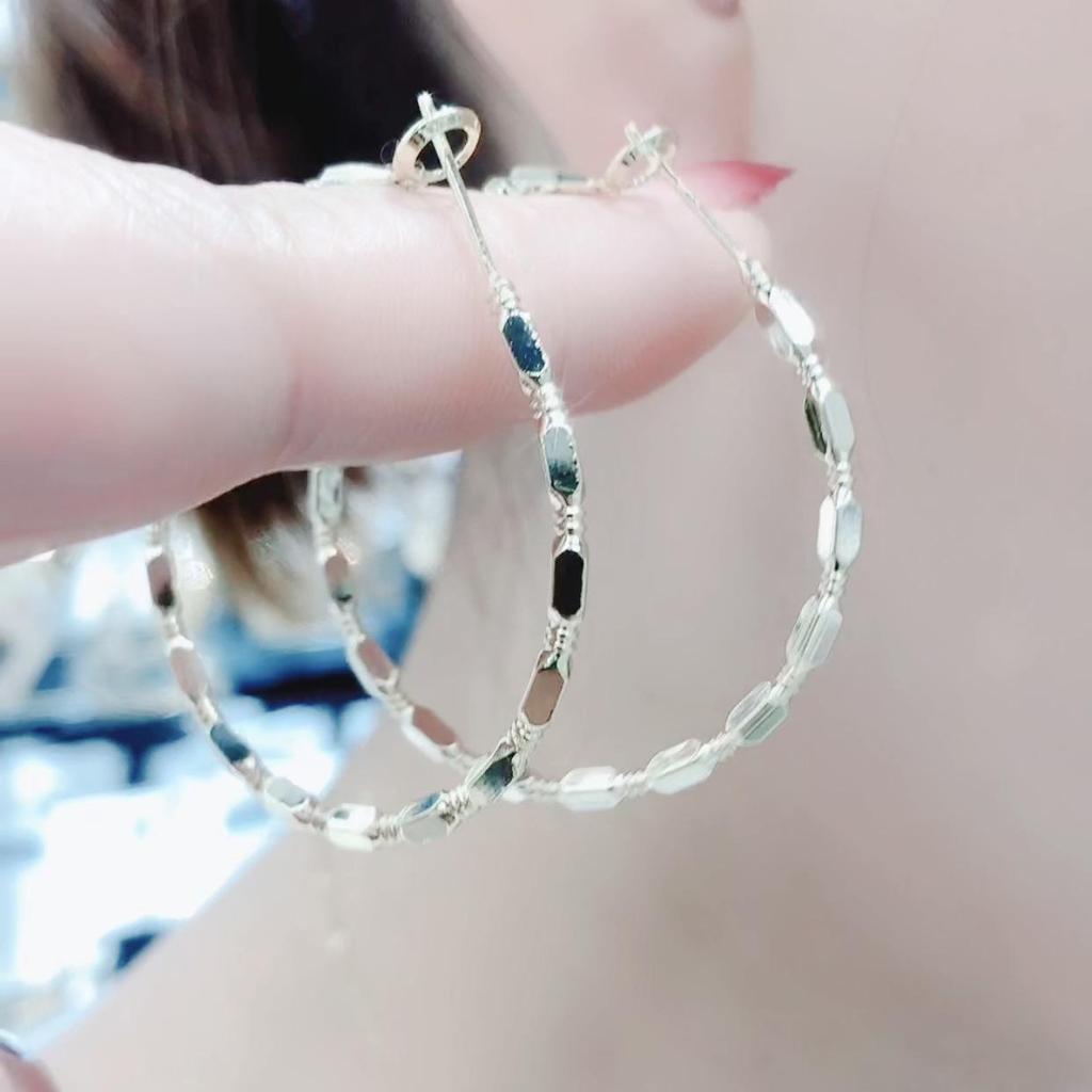 2024 Trendy High-End Designer Ear Cuffs for Women