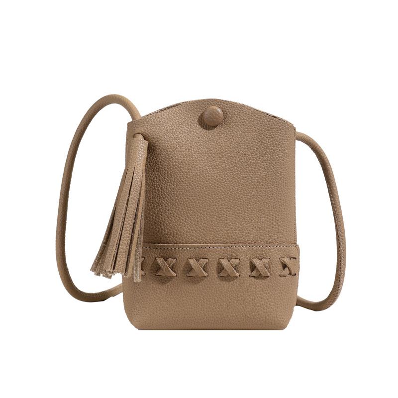 Single-shoulder Commuting Small Square Bag A Niche Design Fashionable and Simple Fringed Crossbody Bag