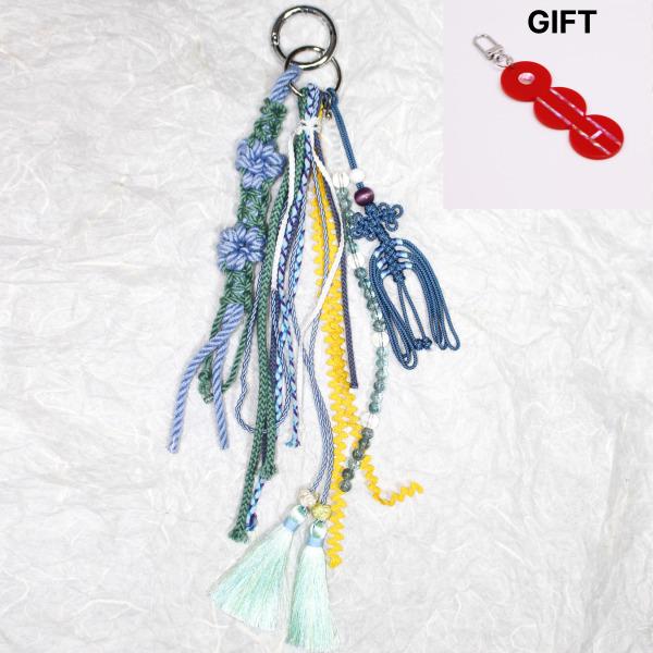

Sky Garden Keyring - BTS Jimin Worn Pastel Blue Floral Charm, 32cm Korean Style Accessory 32cm