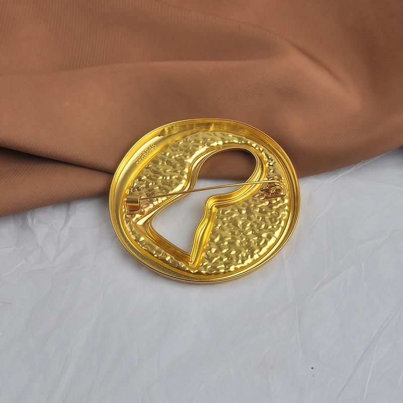 Pleated Brooch Alloy Keyhole Shape Glaze Luxury Badge Pin Trendy Banquet Clothes Metal Pin