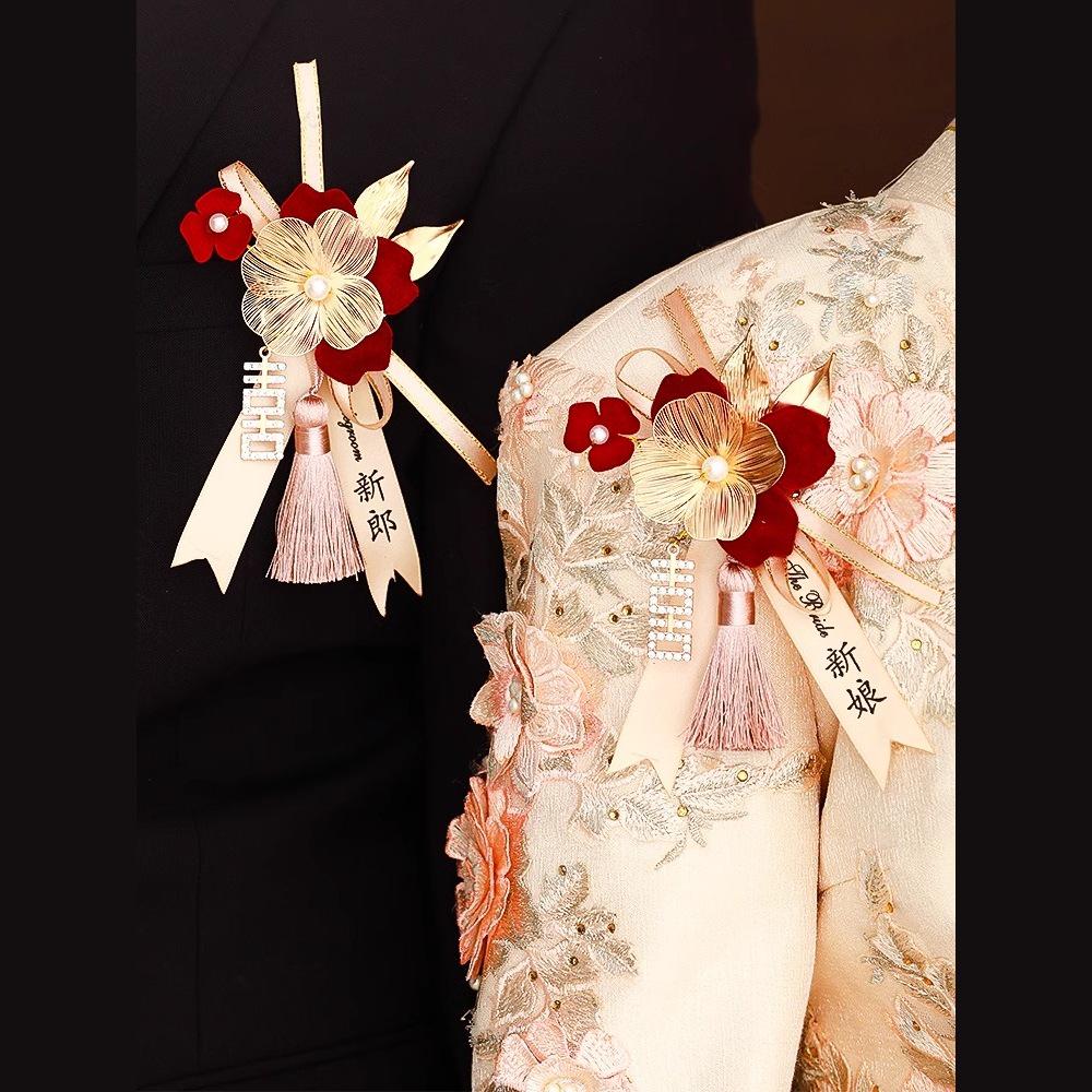 Komplettes Hochzeits-Ansteckblumen-Set für Braut, Bräutigam & Familie - Florale Accessoires vor der Hochzeit