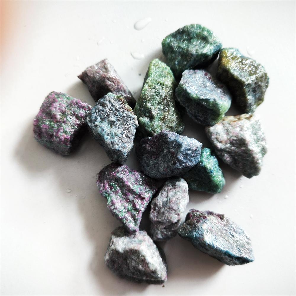 Натуральные Необработанные Изумруд Сапфир Рубин Красный Синий Зеленый Драгоценный Камень Камень Реакция УФ-флуоресценции Домашний Декор Камень Минеральные Образцы 2-3cm жёлтый