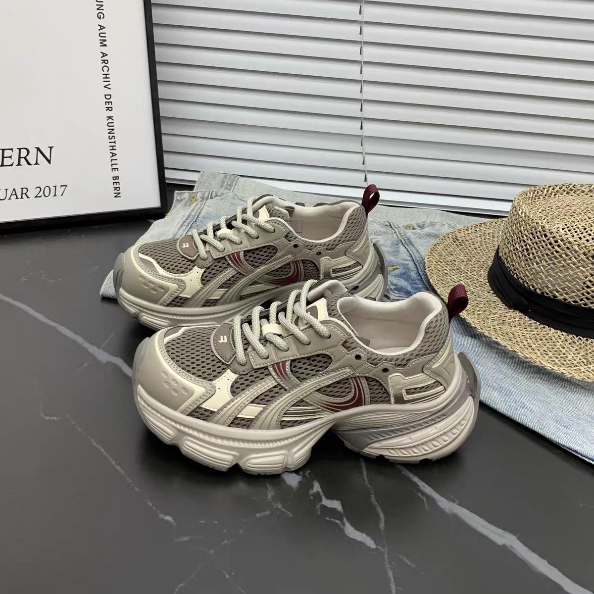 

Парижские ретро контрастные цветные вставки папины кроссовки женские 2025 новые на толстой подошве удобные и дышащие повседневные спортивные кроссовки 40