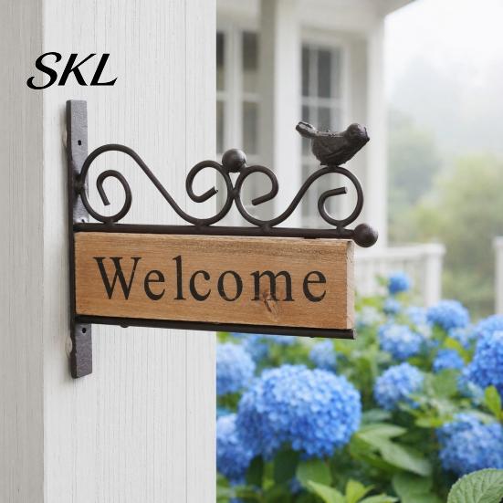 Bird Welcome Sign Mini Sign, Retro Carved Wooden Panel with Iron Frame Wall Vintage Decoration Mounting for Outdoor Porch Courtyard Gates Fences,
