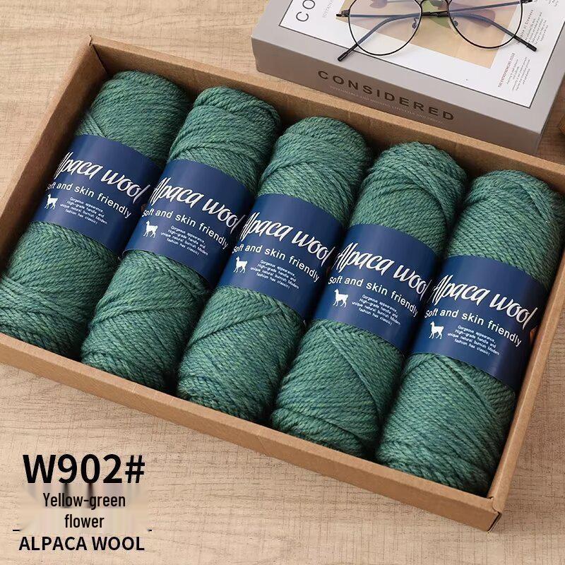 Soft Alpaca Yarn: Comfortable, ideal for hand-knitting scarves and other medium-thick projects.