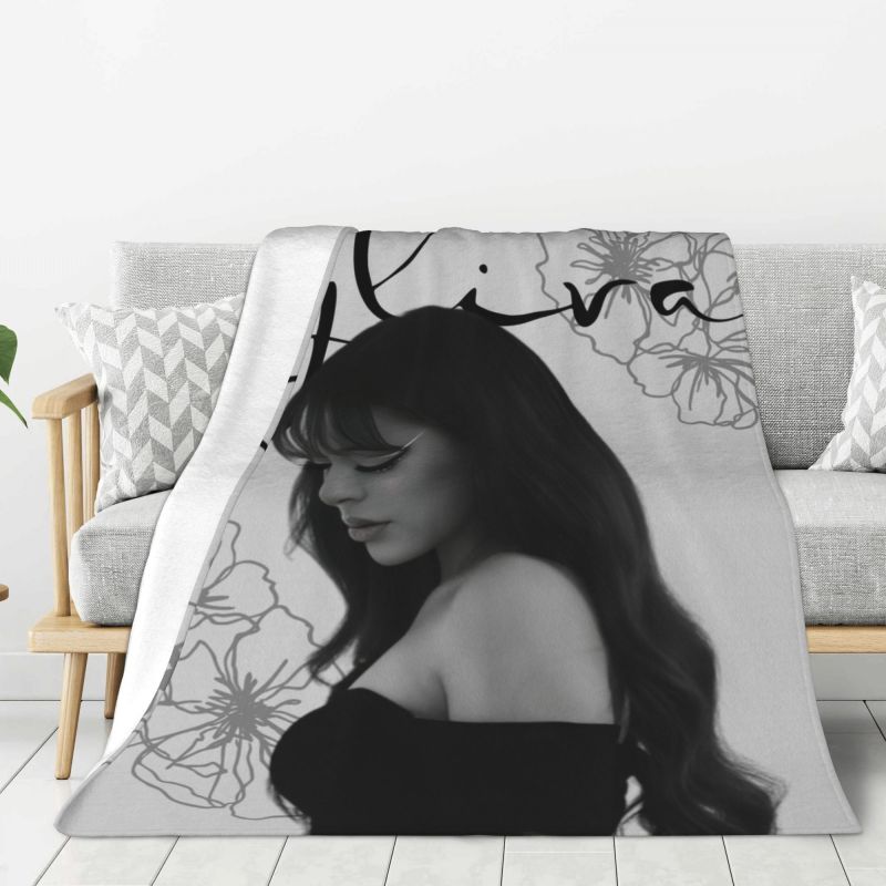 Custom Sofa Fleece German Singer Ayliva Throw Blanket Warm Flannel Blankets for Bedding Travel Couch Quilt