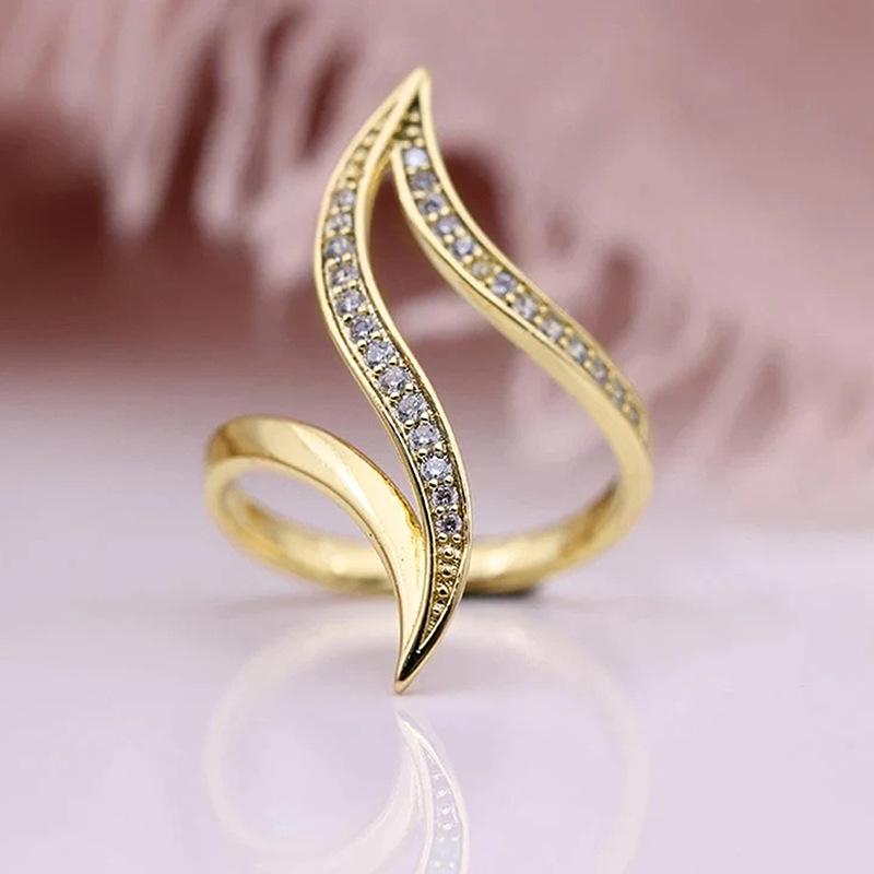 Eleganter europäischer & amerikanischer Linienring: Modisches High-End-Design, Beliebter Mikro-Eingelegter Schmuck für Party-Schmuck für Damen