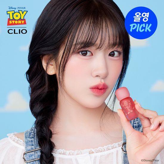 Clio Volume Mate Blur Tint 3,8g / Toy Story-utgave (+ Forky & Lasso Nøkkelring Gave)