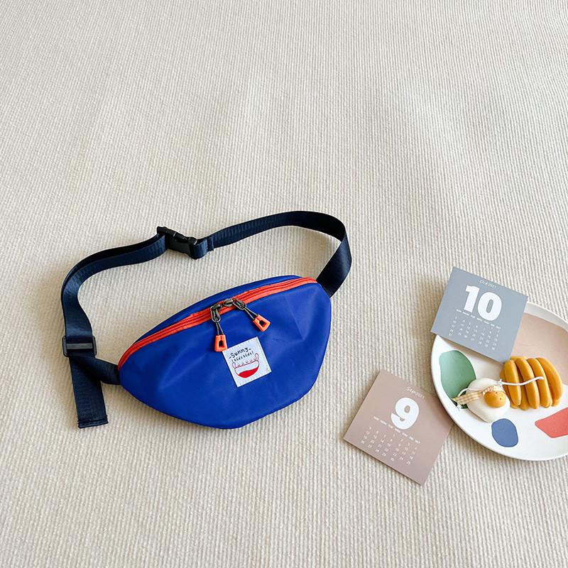 Stylish Children's Crossbody Canvas Bag For Boys With Abstract Design And Durable Features