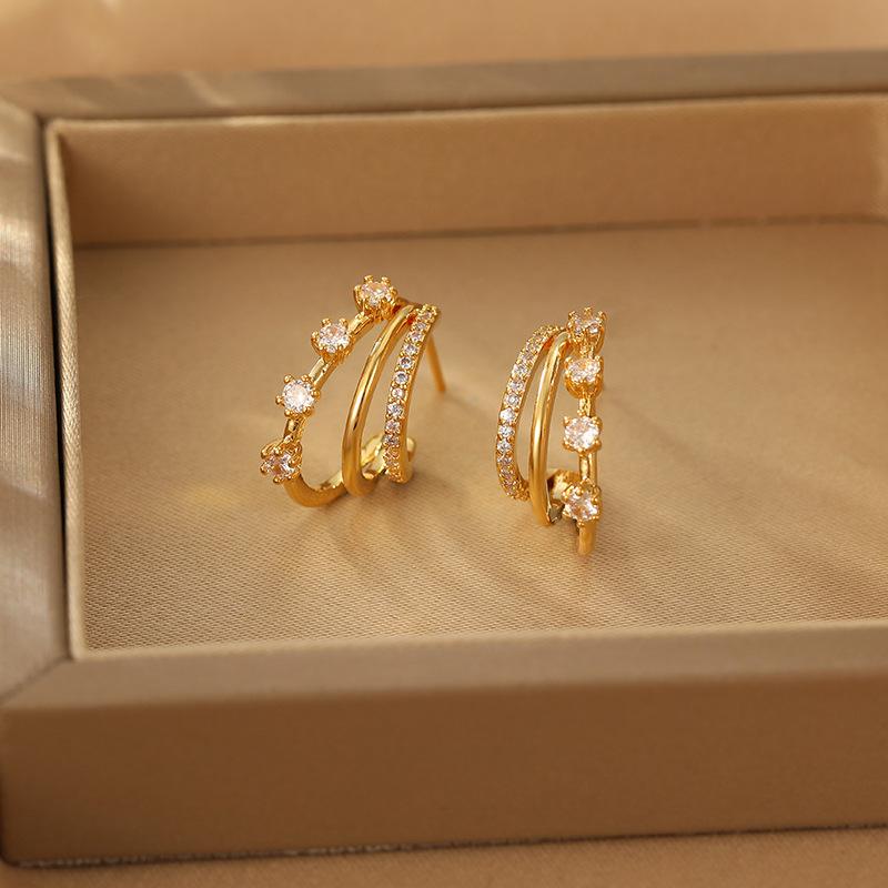 

Three-Layer Design Zircon Stud Earrings Silver Needle 925 High-End Ear Jewelry Women S Niche Personality Trend 18K