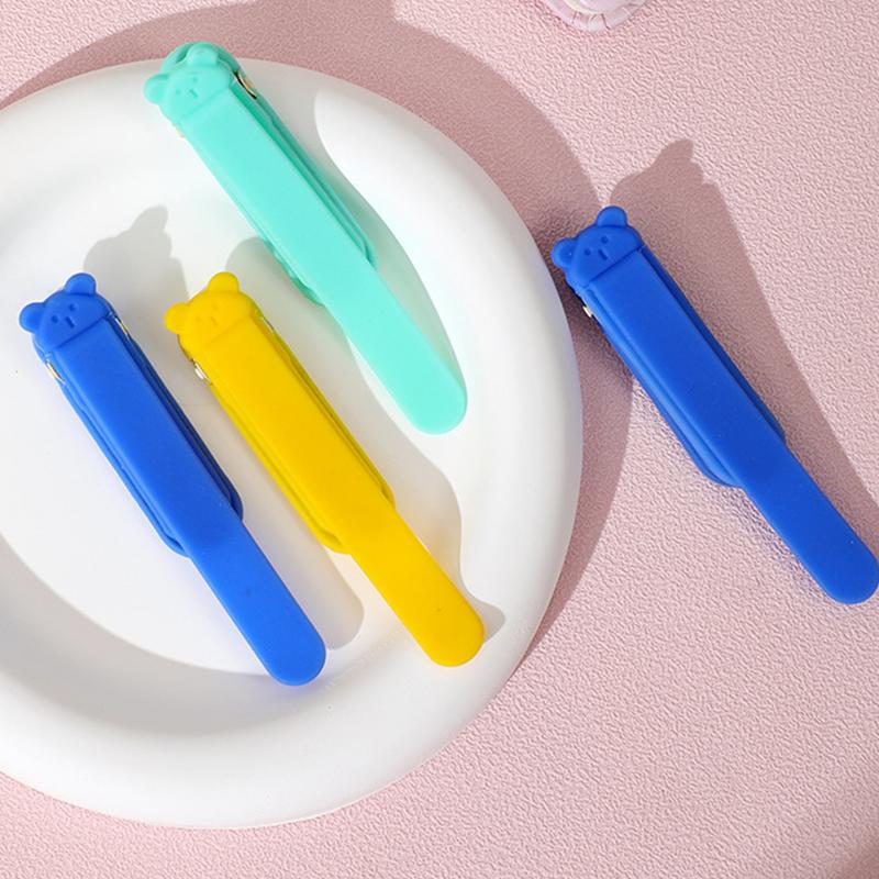 Cute Bear Bookmark Clip Automatically Follows Silicone Book Markers Stationery Supplies Notebook Page Divider for Student CN