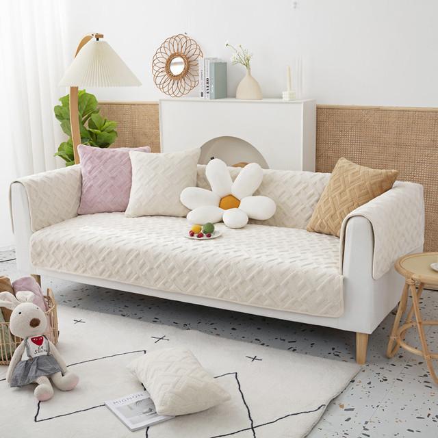 Latest Autumn Winter Milk Velvet Plaid Sofa Cover Cushion Solid Color Thick Non -Slip Sofa Cushion Backrest Towel Furniture Cover
