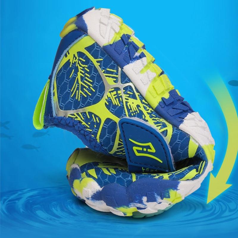 Child Wading Sneakers Sea Water Sports Shoes Light Aqua Shoes Kids Barefoot Wading Shoes Quick Dry Swimming Trainers