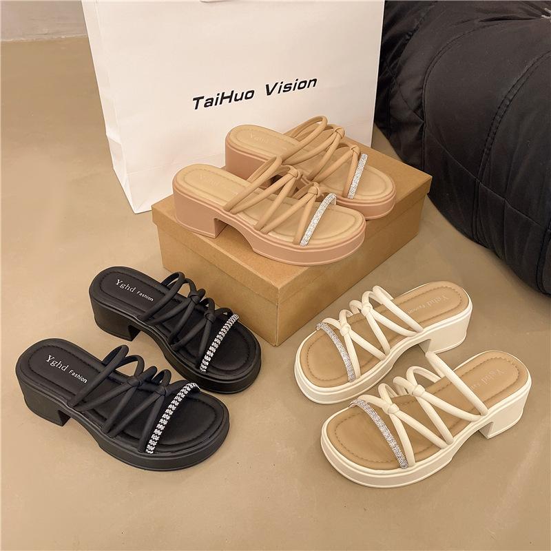 Fairy cool slippers female summer wear new 2025 heightening beach shoes skirt high heels sandals platform wind match