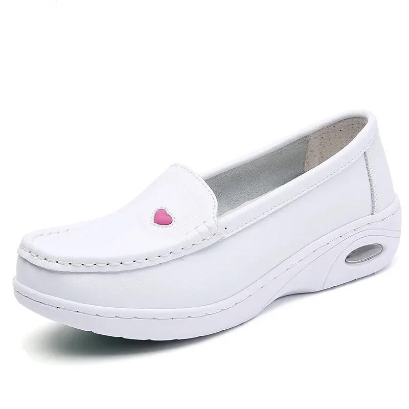 Fashion 2025 New Women Flat Leather Shoes Casual White Wedge with Soft Bottom Love Heart Comfortable Mom Nurse Work Shoes Zapatillas