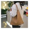 Korean Style Women's Fashion Tote Bag: Trendy, Versatile Shoulder and Commuter Bag for Women and Children