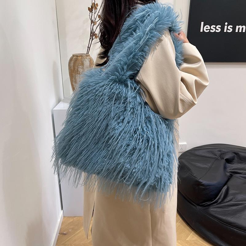 Autumn and winter new Mao Mao Tote women's bag daily commuting texture long hair shoulder messenger bag