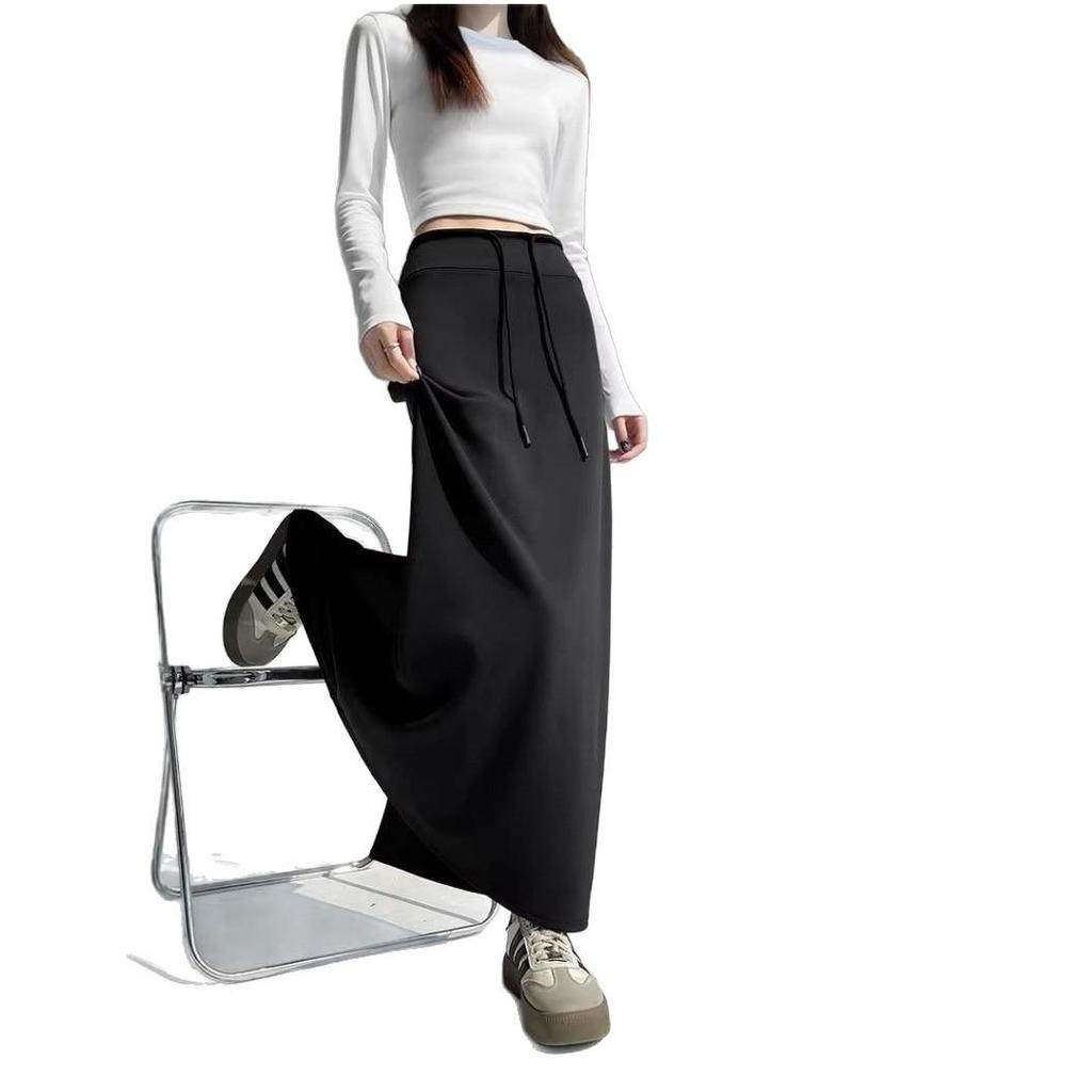 Gray High-Waisted A-Line Skirt for Women - Mid-Length, Hip-Hugging, Slit, Straight Tube Design for Spring, Autumn, and Winter.