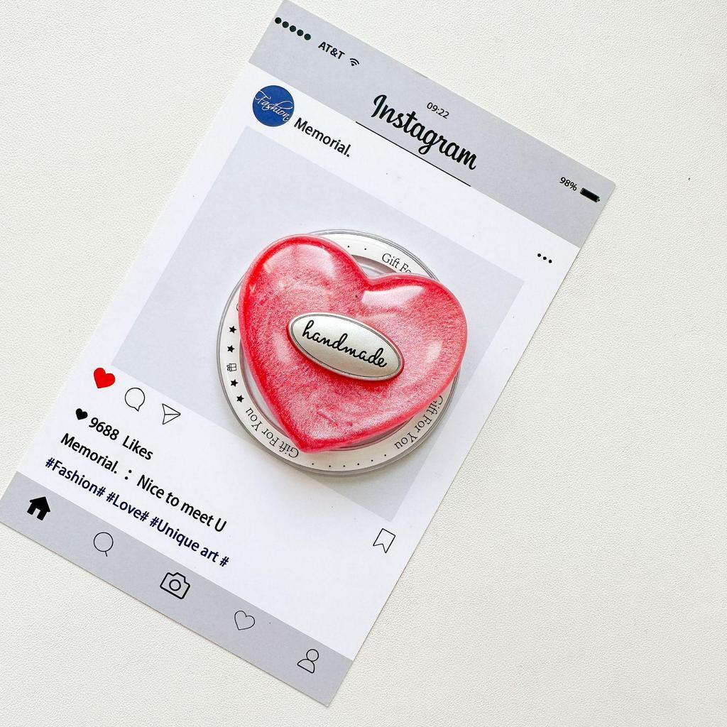 Colorful Heart Magnetic Phone Holder: Luxurious Airbag Design for Easy Viewing