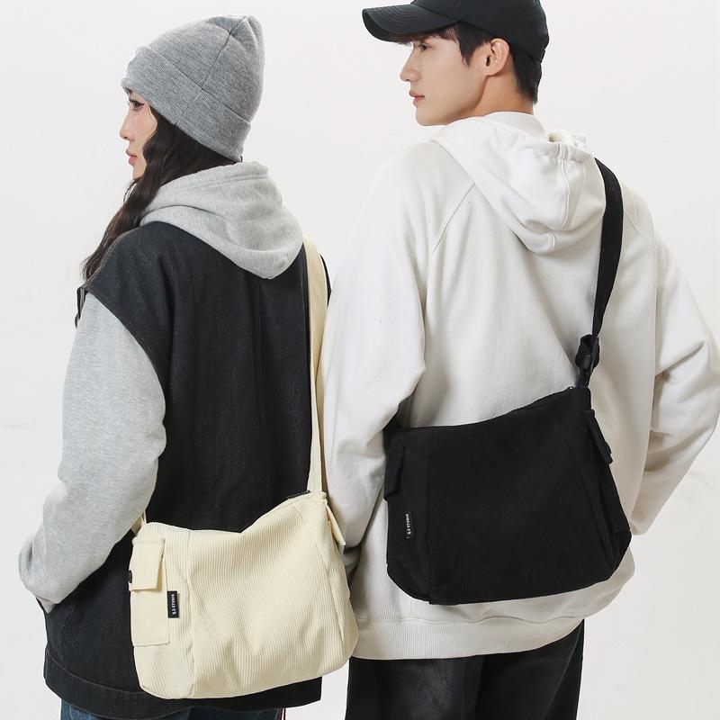 Fashion Accessorie Women's Green Retro Corduroy Messenger Bag Men's Trendy Simple And Versatile Casual Commuting Shoulder Bag Mailman Bag Men