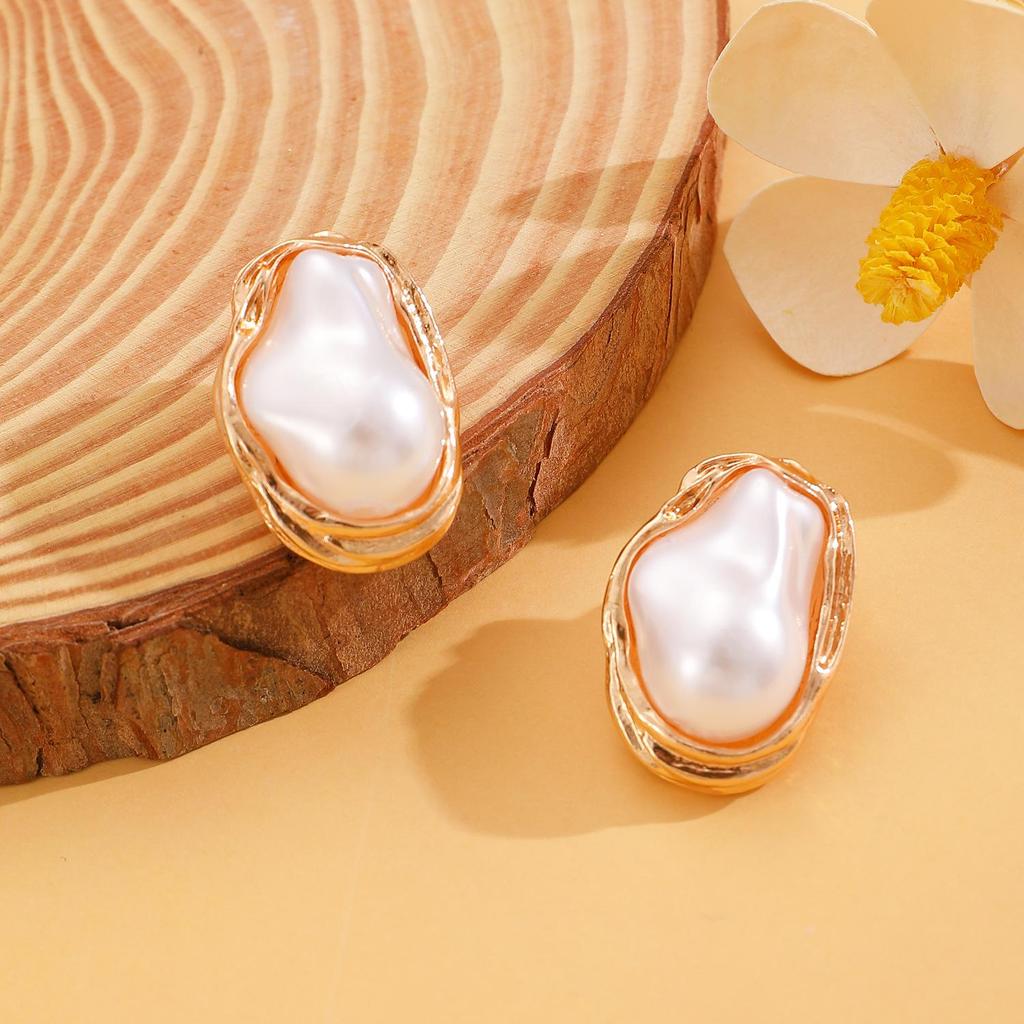 Baroque Pearl Choker - European & American Style with Irregular Design, Simple Metal Open Necklace