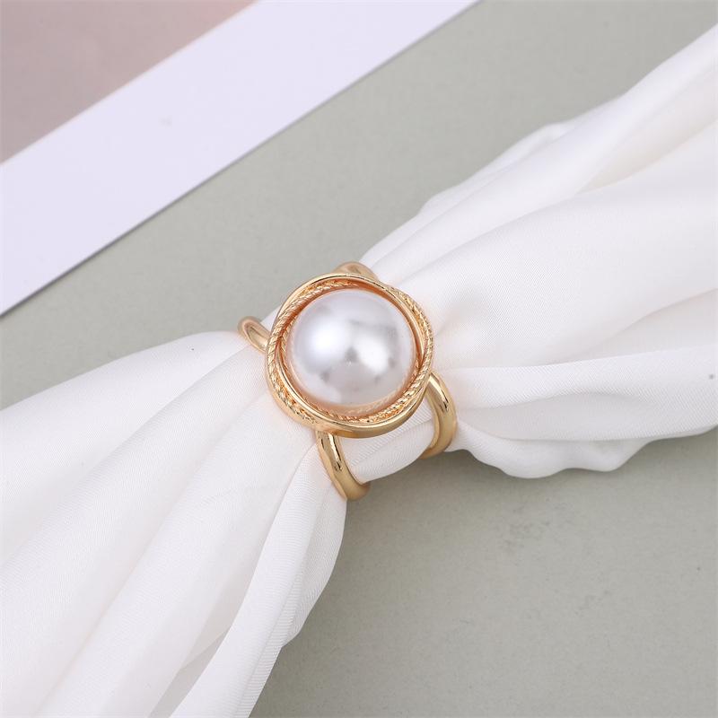 Elegant Peony Brooch: High-End Chinese Style Corsage Pin