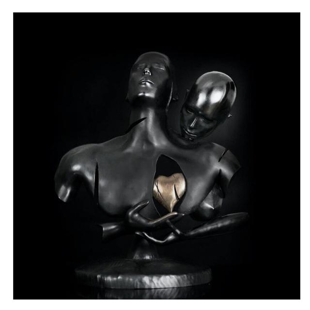 Metal Couples Romantic Statue Canvas Painting Posters Print Abstract Figure Wings Wall Art Picture Hotel Cuadros Room Home Decor