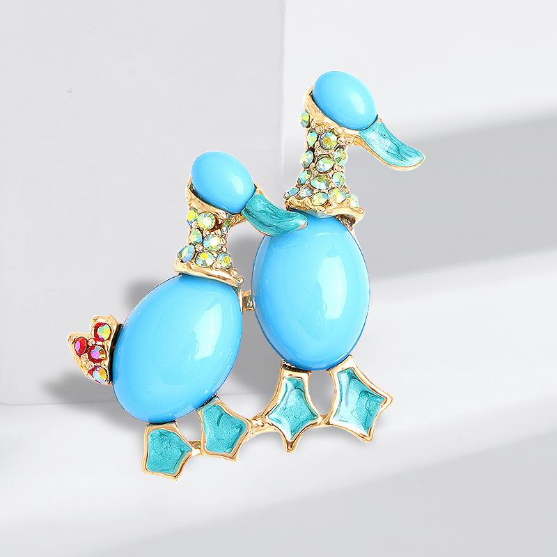 Vintage Duck Brooch for Men and Women Blue Fashion Rhinestone Enamel Bird Clothing Jewelry