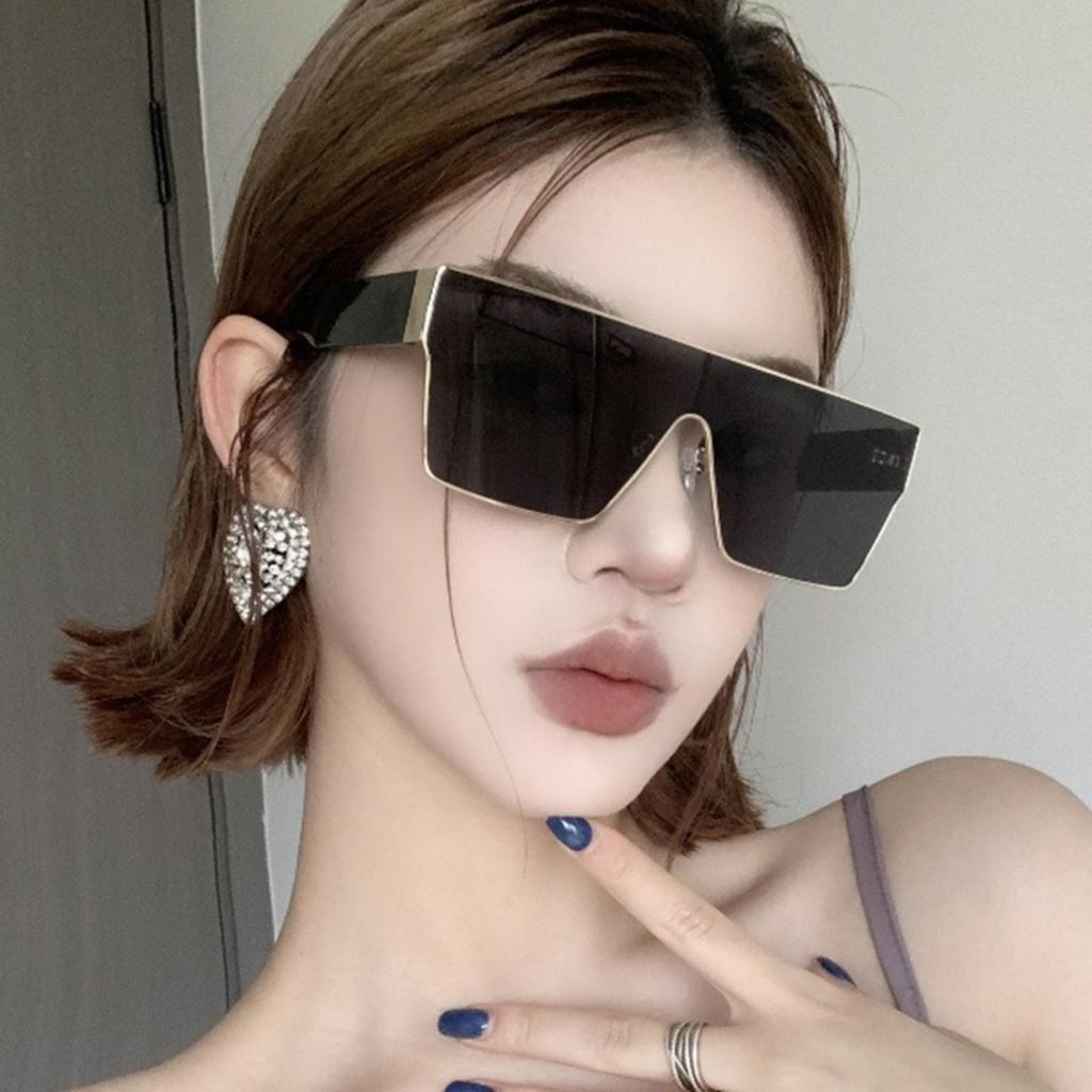 Retro Square Sunglasses Men Women  Luxury Brand Designer One Piece Decoration Sunglasses Men Travel Glasses