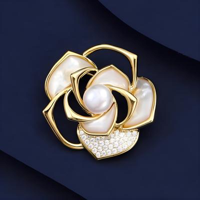 Elegant Camellia Brooch High-End Female Small Fragrant Style Imitation Shell Pearl Brooch Design Sense Anti-Light Pin Accessories