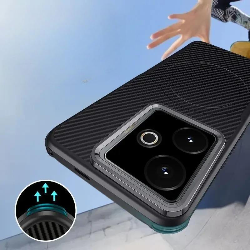 Custodia Magnetica con Texture in Fibra di Carbonio per Realme GT7 GT 7T Opaca Antiurto Ricarica Wireless Bordo Morbido di Protezione per Realme GT 7 Pro