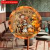 2D Flat 20*20cm, Autumn Home Decoration, Featuring A Wooden Circular Creative Logo Scarecrows and Pumpkins, Suitable for Home, Kitchen, Garden